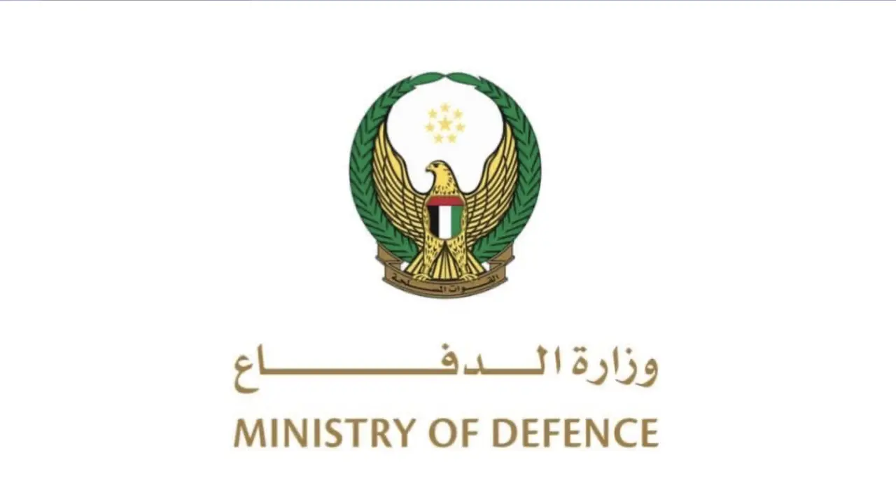 الدفاعات الجوية الإماراتية تتصدى لتهديدات صاروخية ومسيرات قادمة من الأراضي الإيرانية